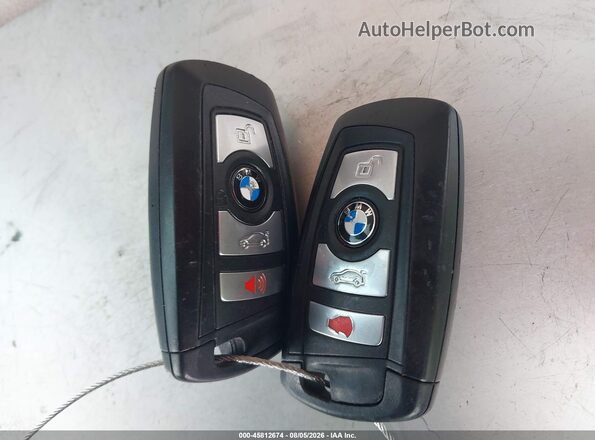 5UXWX9C54H0T05688 2017 BMW X3 Серебряный Вид панели приборов
