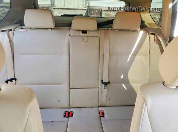 5UXWX9C55G0D92115 2016 BMW X3 Синий Вид задних сидений