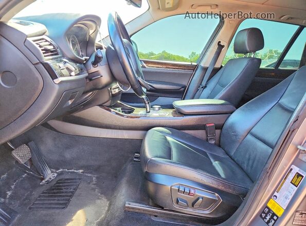 5UXWX9C56G0D63366 2016 BMW X3 Gray Вид салону спереду