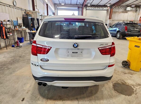 5UXWX9C56G0D81222 2016 BMW X3 White Widok z tyłu