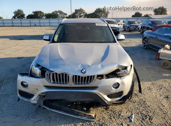 5UXWX9C57G0D79544 2016 BMW X3 Silver Front view