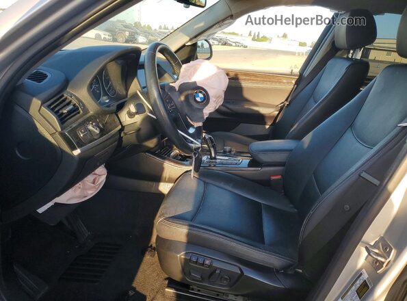 5UXWX9C57G0D79544 2016 BMW X3 Silver Front interior view