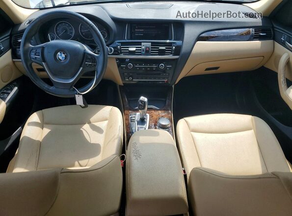 5UXWX9C57H0T01523 2017 BMW X3 Белый Вид панели приборов