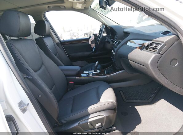 5UXWX9C5XG0D67307 2016 BMW X3 White Սալոնի դիմացի տեսք