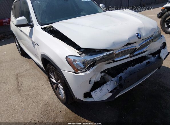 5UXWX9C5XG0D67307 2016 BMW X3 White Սալոնի հետևի տեսք