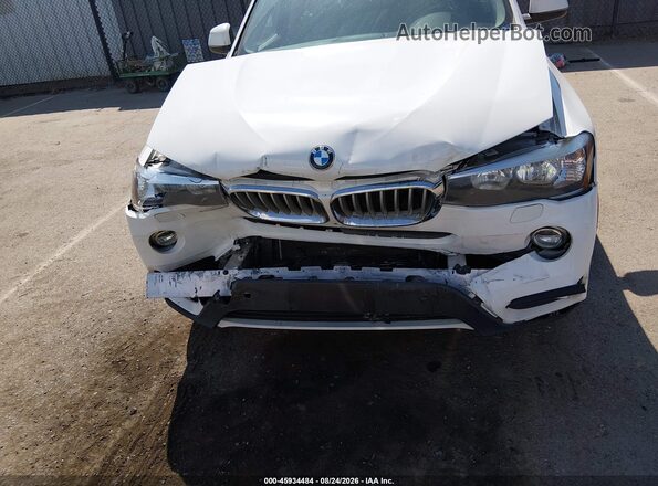 5UXWX9C5XG0D67307 2016 BMW X3 White Սարքավորումների վահանակի տեսք
