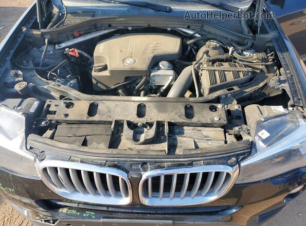 5UXWX9C5XG0D67906 2016 BMW X3 Black Vista del compartimento del motor