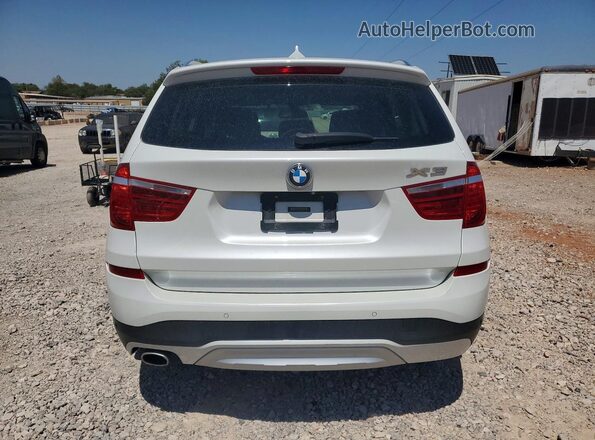 5UXWY3C50G0N87109 2016 BMW X3 White Rear view