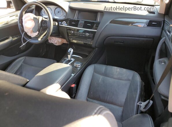 5UXWZ7C32H0V89769 2017 BMW X3 Красный Вид панели приборов