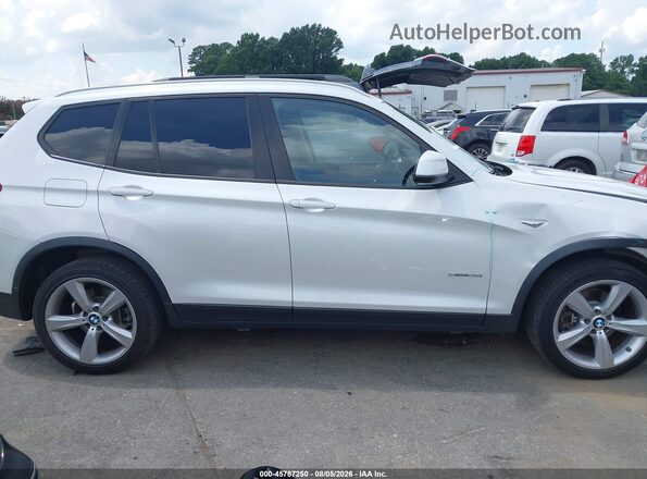 5UXWZ7C32H0V94289 2017 BMW X3 White Սալոնի հետևի տեսք