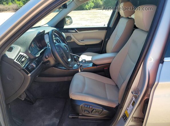 5UXWZ7C33H0V89456 2017 BMW X3 Серебряный Вид салона спереди