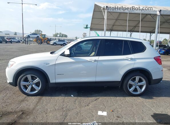 5UXWZ7C35H0X42628 2017 BMW X3 White Vista interior de 360 grados