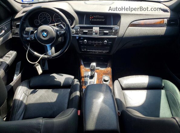 5UXWZ7C39H0X41093 2017 BMW X3 Серебряный Вид панели приборов