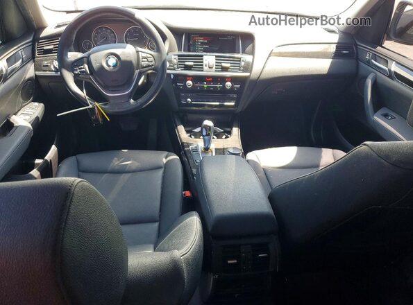 5UXWZ7C3XH0X39370 2017 BMW X3 Белый Вид панели приборов