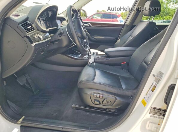 5UXWZ7C50H0V85690 2017 BMW X3 White Vista interior delantera