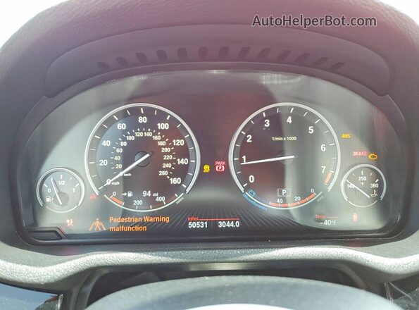 5UXWZ7C54H0V85076 2017 BMW X3 Red Vista del cuadro de instrumentos