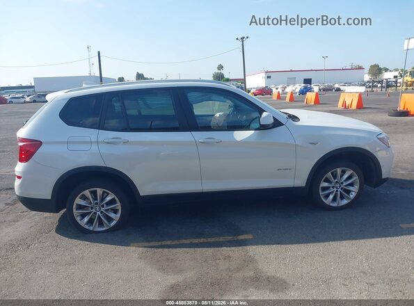 5UXWZ7C58G0R31970 2016 BMW X3 White Вид задньої частини салону