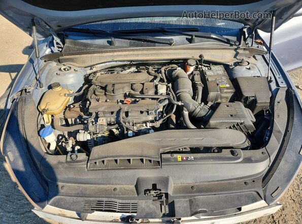 5XXG14J23NG122912 2022 KIA K5 Silver Вид задньої частини салону