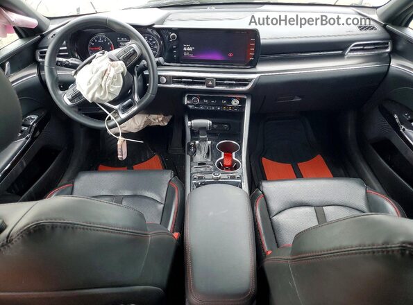 5XXG44J82RG242735 2024 KIA K5 Серебряный Вид панели приборов
