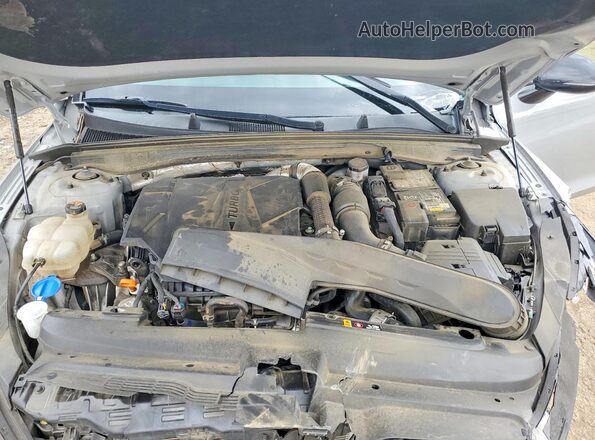 5XXG44J82RG242735 2024 KIA K5 Серебряный Вид задней части салона