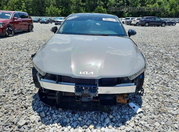 5XXG64J24RG235355 2024 KIA K5 Gray Front view