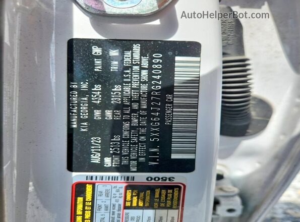 5XXG64J27RG240890 2024 KIA K5 White Engine compartment view