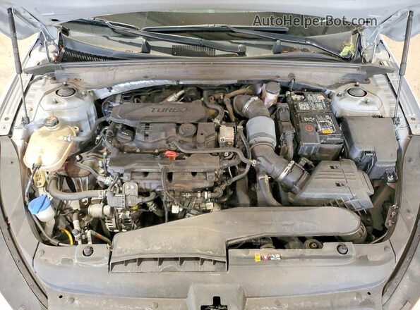 5XXG64J27RG262498 2024 KIA K5 Turquoise Vista interior trasera