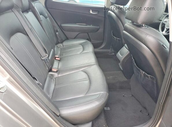 5XXGT4L33HG125331 2017 KIA OPTIMA Gray Հետևի նստատեղերի տեսք