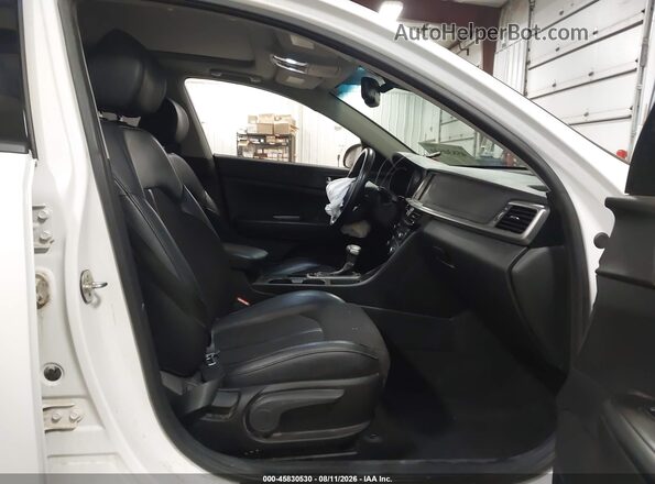 5XXGT4L38KG306500 2019 KIA OPTIMA White Вид салону спереду