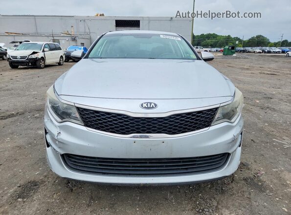 5XXGT4L39JG201009 2018 KIA OPTIMA Silver Widok z przodu