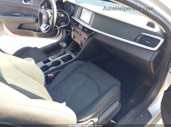 5XXGT4L39LG396709 2020 KIA OPTIMA Silver წინა სალონის ხედი