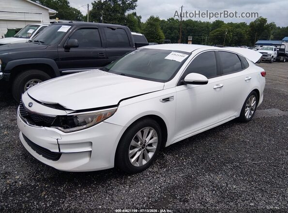 5XXGT4L3XJG262630 2018 KIA OPTIMA White Front left