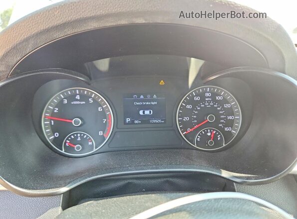 5XXGT4L3XKG297704 2019 KIA OPTIMA Silver Instrument cluster view