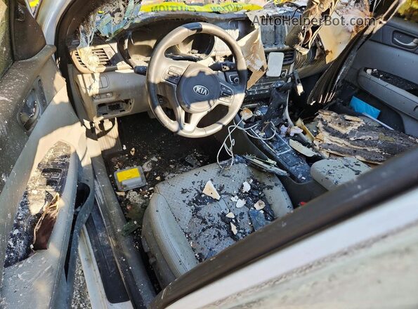 5XXGU4L30GG013355 2016 KIA OPTIMA White Widok deski rozdzielczej