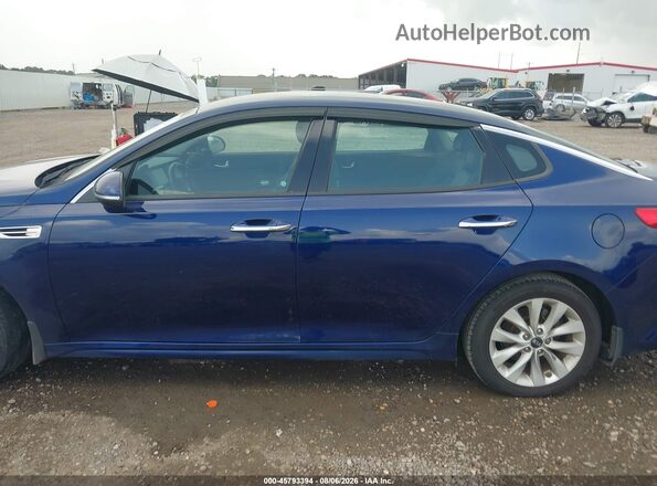 5XXGU4L31HG132355 2017 KIA OPTIMA Blue Widok wnętrza 360 stopni