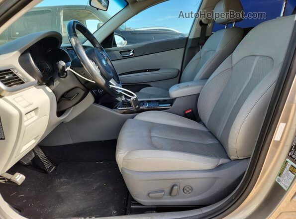 5XXGU4L34GG056368 2016 KIA OPTIMA Gray წინა სალონის ხედი