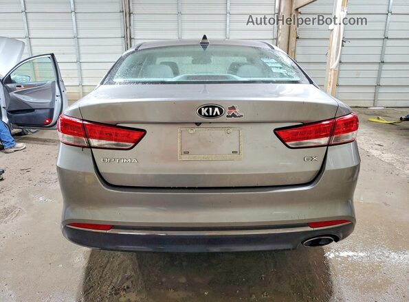 5XXGU4L38GG053067 2016 KIA OPTIMA Серебряный Вид сзади