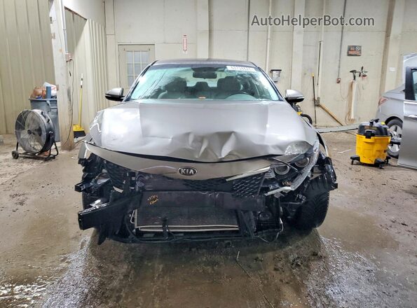 5XXGU4L38GG053067 2016 KIA OPTIMA Серебряный Вид спереди