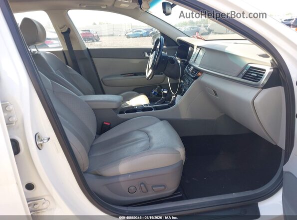 5XXGU4L39GG098843 2016 KIA OPTIMA Белый Вид салона спереди