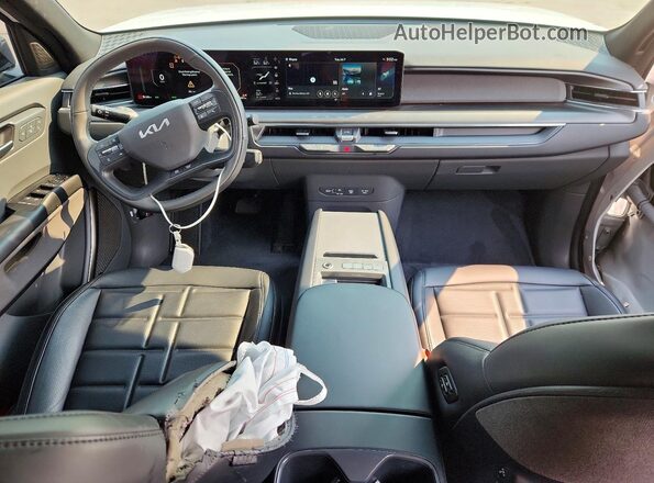 5XYADFS58TG007720 2026 KIA EV9 White Առջևի վահանակի տեսք