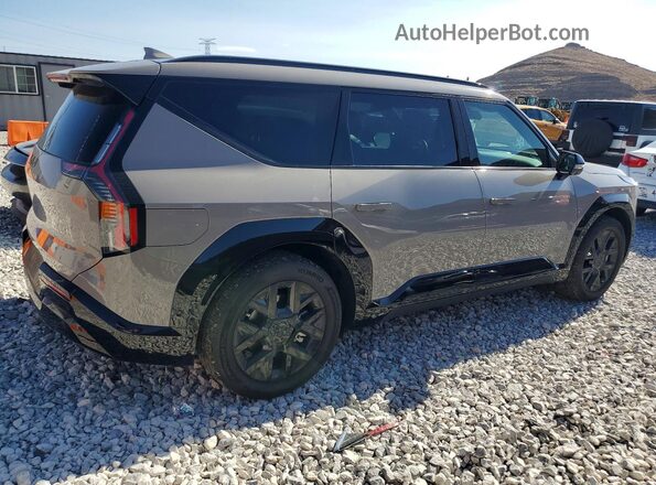 5XYADFS5XTG009372 2026 KIA EV9 Tan Rear right