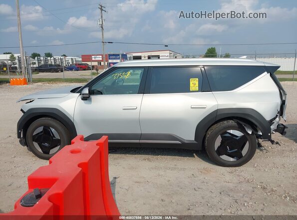 5XYAFFS57TG017939 2026 KIA EV9 Gray 
