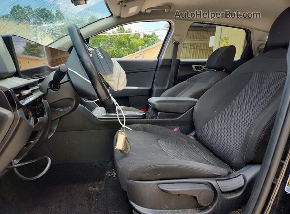 5XYK23DF1TG401056 2026 KIA SPORTAGE Black Widok wnętrza z przodu
