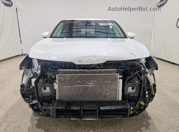 5XYK23DF4TG404310 2026 KIA SPORTAGE White წინა ხედი