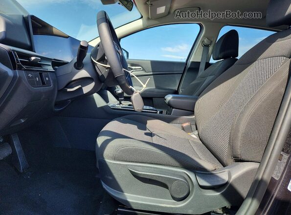 5XYK23DF6TG409704 2026 KIA SPORTAGE Charcoal წინა სალონის ხედი