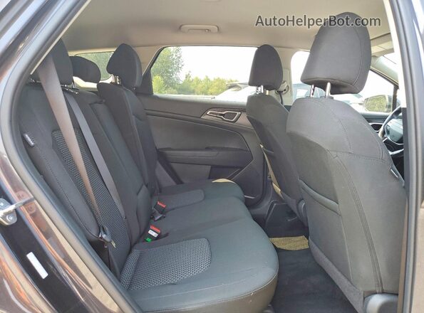 5XYK23DF7TG355670 2026 KIA SPORTAGE Серый 
