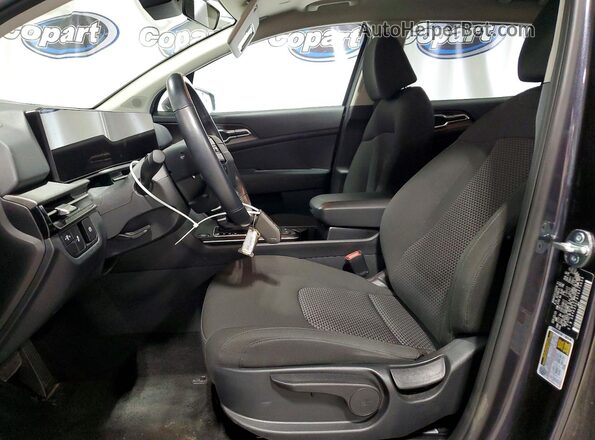 5XYK23DF9TG375659 2026 KIA SPORTAGE Charcoal Front interior view
