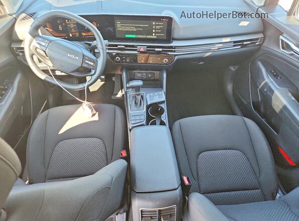 5XYK23DF9TG441935 2026 KIA SPORTAGE Серый Вид панели приборов