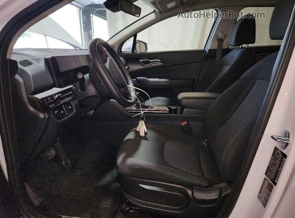 5XYK2CDF9TG412726 2026 KIA SPORTAGE White Vista interior delantera