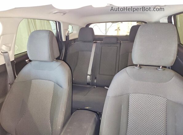 5XYK2CDF9TG412726 2026 KIA SPORTAGE White Vista de los asientos traseros